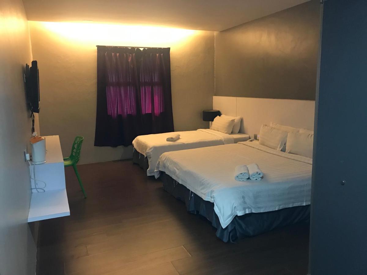 Chariton Hotel Ipoh 2*